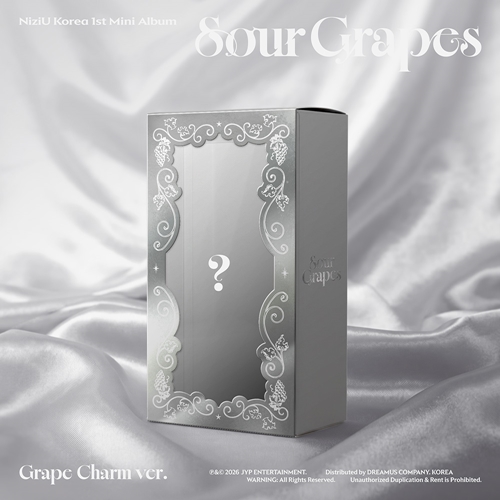 niziu-1st-mini-album-sour-grapes-grape-charm-ver.jpg